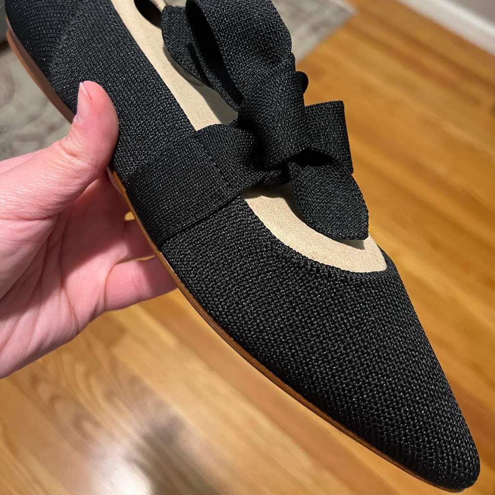 Rothys Mary Jane point with bow in black, size 7.5
